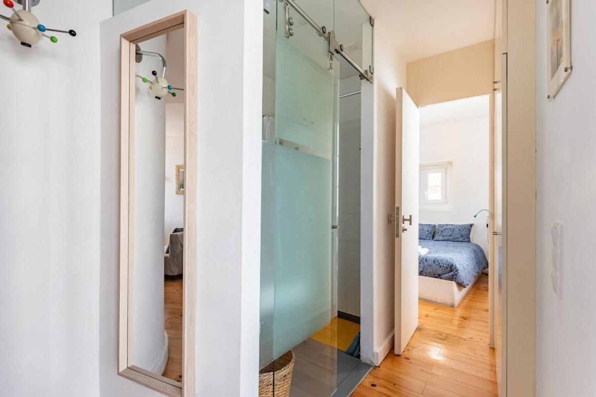 In Historical Alfama Apartment Lisbon